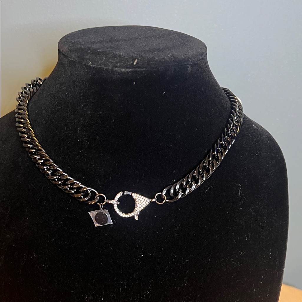 Elegant Black Chain Necklace